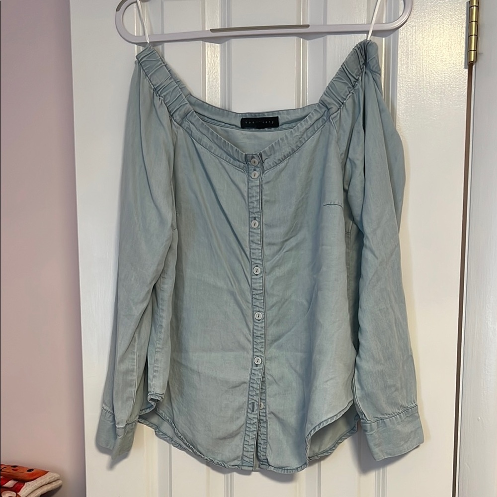 Sanctuary Light Blue Off-Shoulder Button-Down Shirt